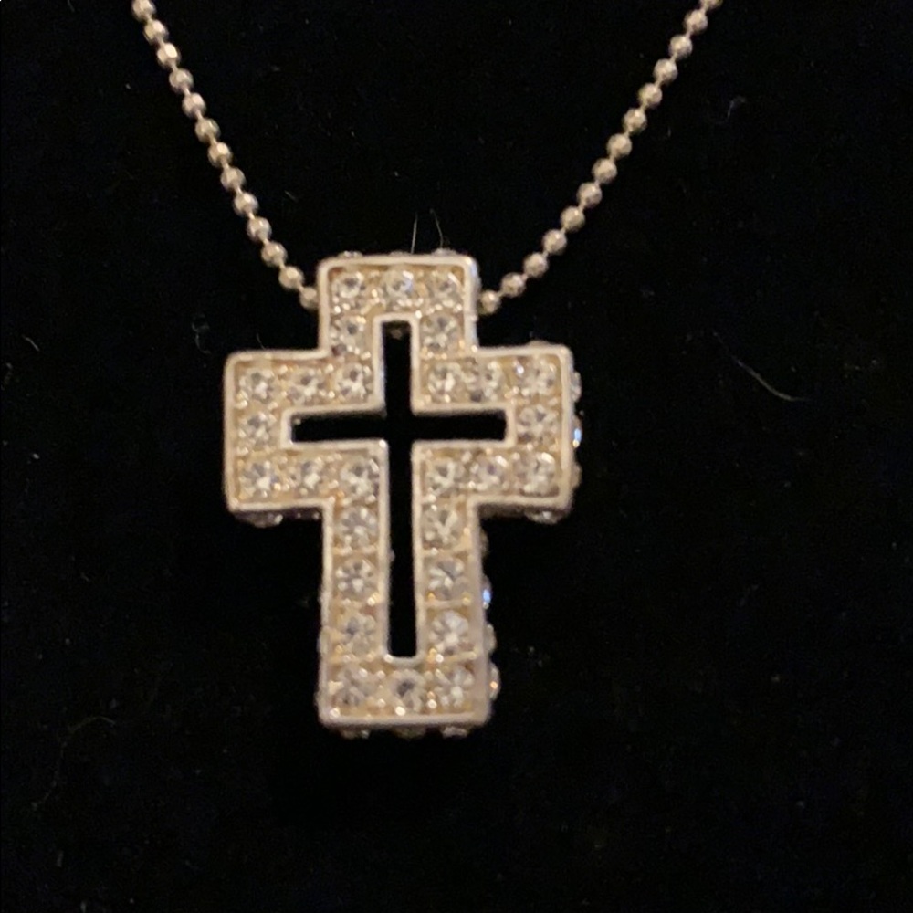Rhinestone 3D cross necklace